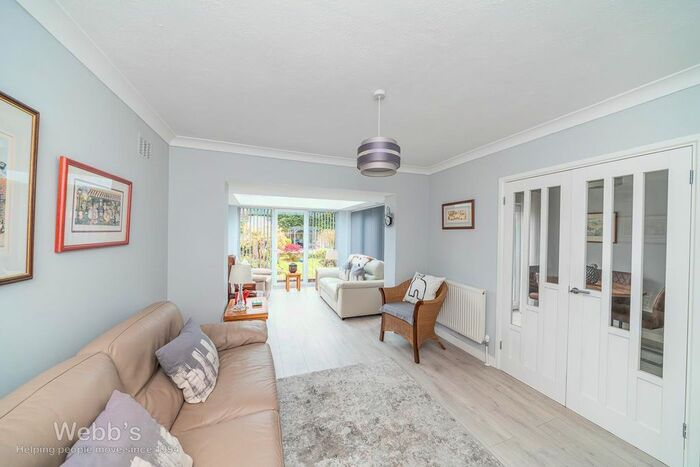 2 Bedroom Detached Bungalow For Sale In Hall Lane, Pelsall, Walsall, WS3