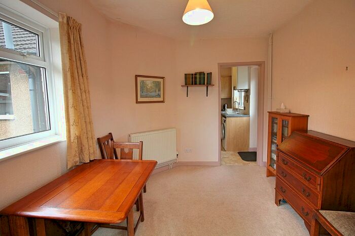 2 Bedroom Semi-Detached Bungalow For Sale In Primrose Hill, Oadby, Leicester, LE2