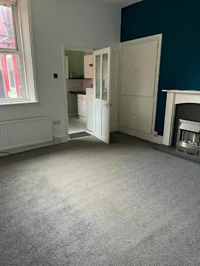 1 Bedroom Flat To Rent In Middle Street, Walker, Newcastle Upon Tyne, NE6