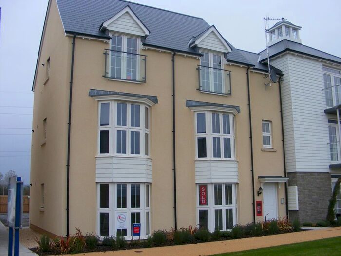 2 Bedroom Flat To Rent In Y Corsydd, The Links, Llanelli, SA15