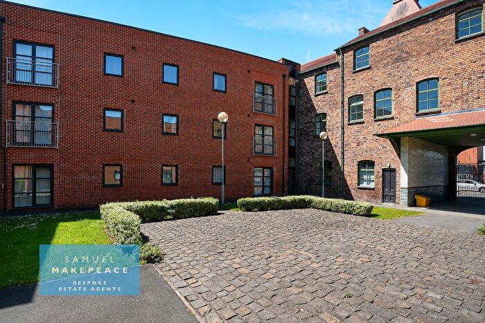 1 Bedroom Flat For Sale In Hartley Court, Cliff Vale, Stoke On Trent, ST4