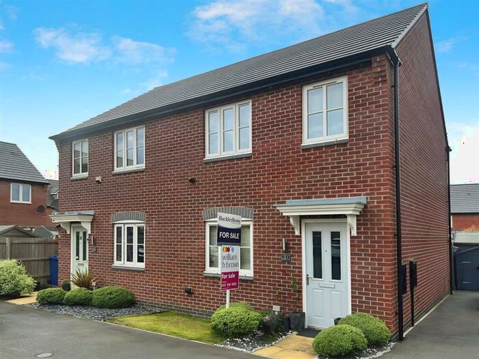 3 Bedroom Semi-Detached House For Sale In Fallow Way, Mansfield, NG18