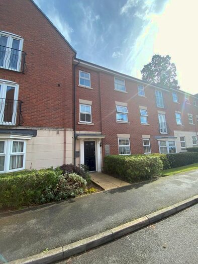 2 Bedroom Flat To Rent In Walnut Gardens, East Leake, Loughborough, LE12