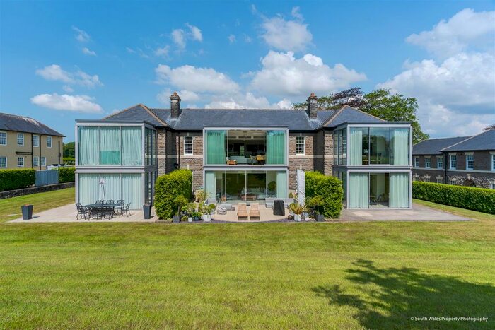 3 Bedroom Flat To Rent In Hensol Castle Park, Hensol, Pontyclun, CF72