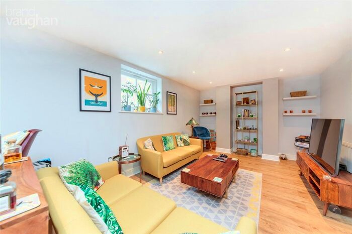 2 Bedroom Flat To Rent In Preston Road, Brighton, BN1