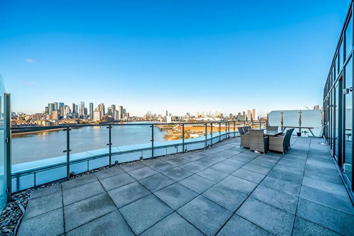 3 Bedroom Flat For Sale In Telegraph Avenue, Fiador Apartments, SE10