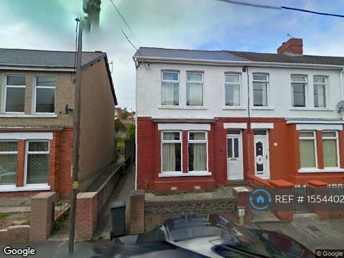 3 Bedroom End Of Terrace House To Rent In Albany Road, Blackwood, NP12