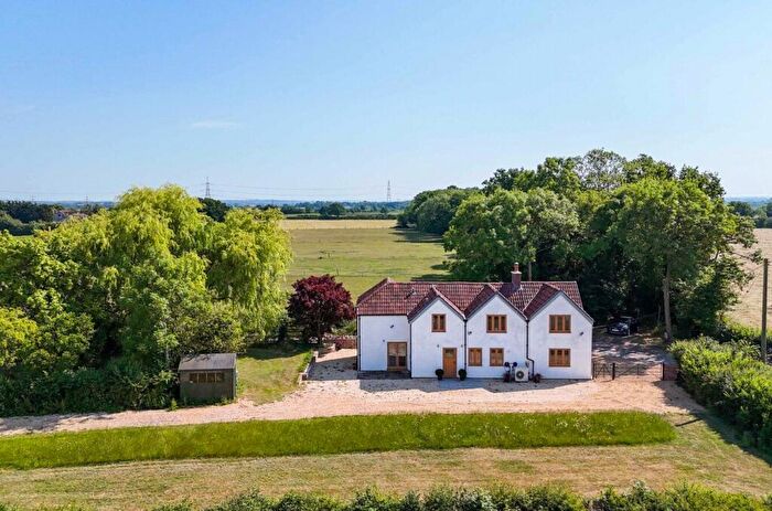3 Bedroom Detached House For Sale In Oldfields Lane, Earthcott Green, Alveston, Bristol, South Gloucestershire, BS35