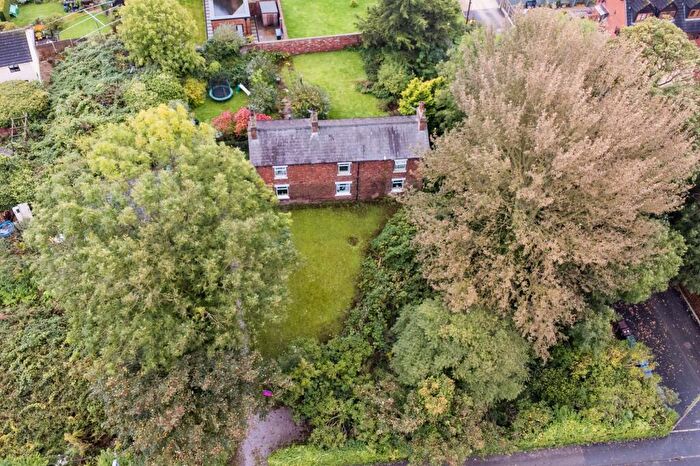 4 Bedroom House For Sale In Shore Road, Hesketh Bank, PR4