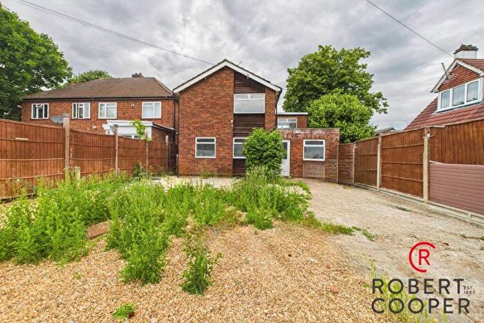 5 Bedroom Detached House For Sale In Peel Road, Harrow, Middlesex, HA3