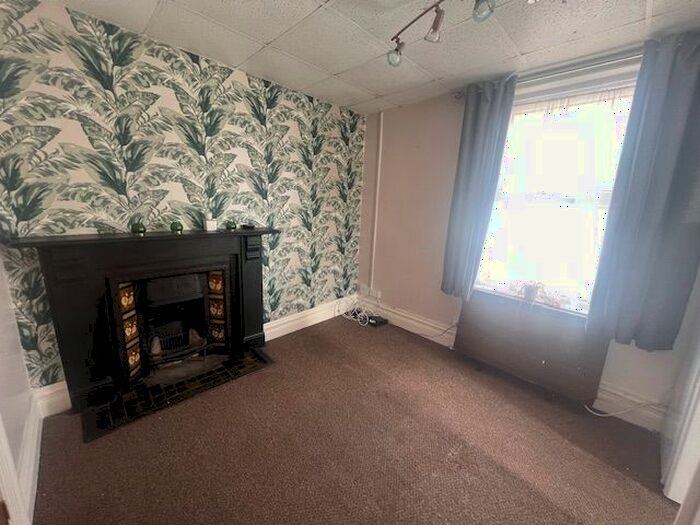 2 Bedroom Flat To Rent In Cathedral Road, Pontcanna, Cardiff, CF11