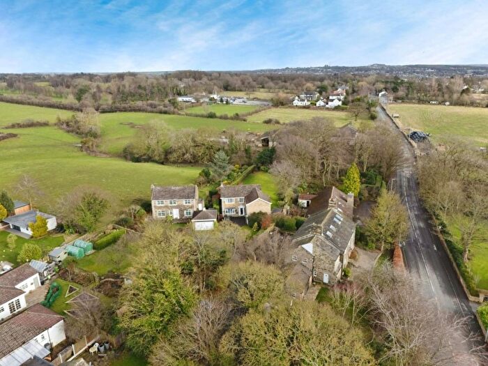 5 Bedroom Detached House For Sale In Layton Avenue, Rawdon, Leeds, LS19