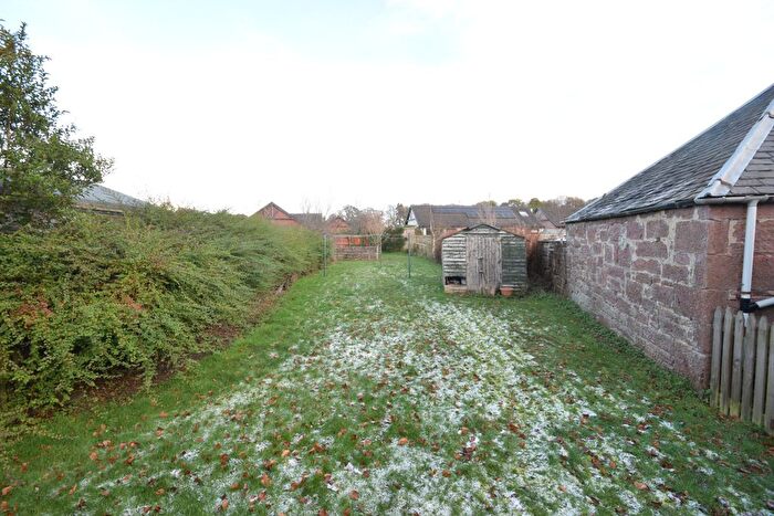 1 Bedroom Cottage To Rent In East Green, Spittalfield, Perthshire, PH1