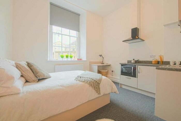 Studio To Rent In Albert, Terrace Road, Sheffield, S6