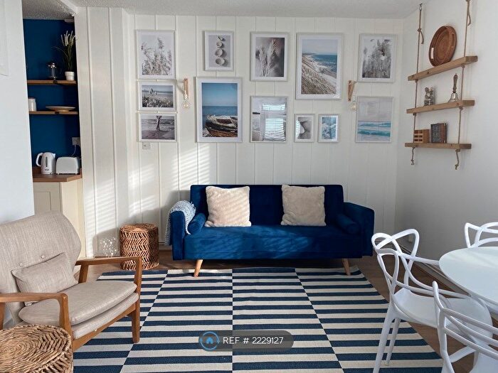 1 Bedroom Flat To Rent In High Street, Rottingdean, Brighton, BN2