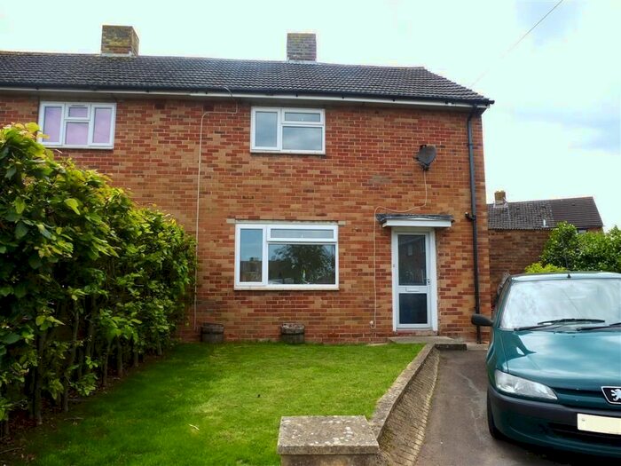 2 Bedroom Property To Rent In St. Albans Place, Taunton, TA2