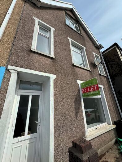 3 Bedroom Terraced House To Rent In Market Street, Tredegar, NP22