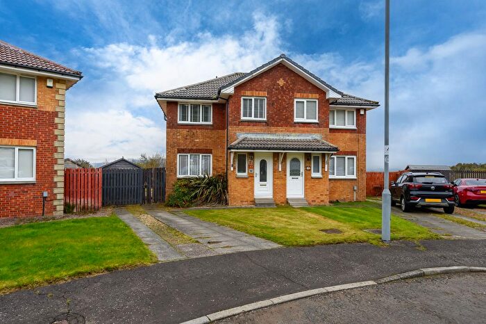 3 Bedroom Semi-Detached House For Sale In Killochend Drive, Greenock, PA15