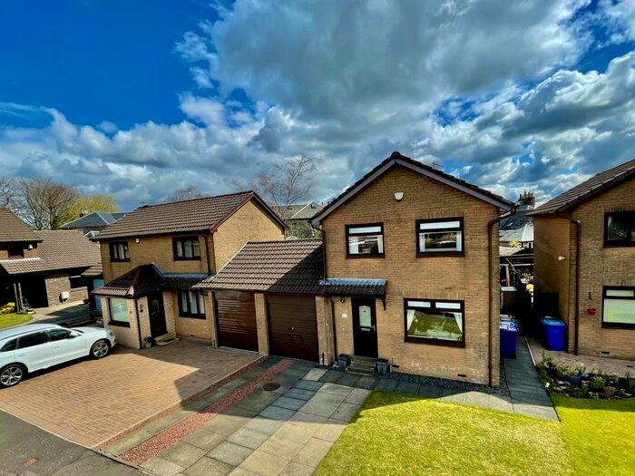 Houses for sale in Lochwinnoch, PA12, Renfrewshire