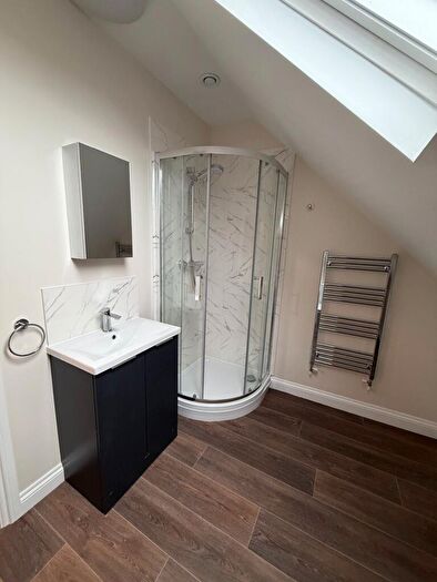 3 Bedroom Flat To Rent In Woodland Road, Bristol, BS8