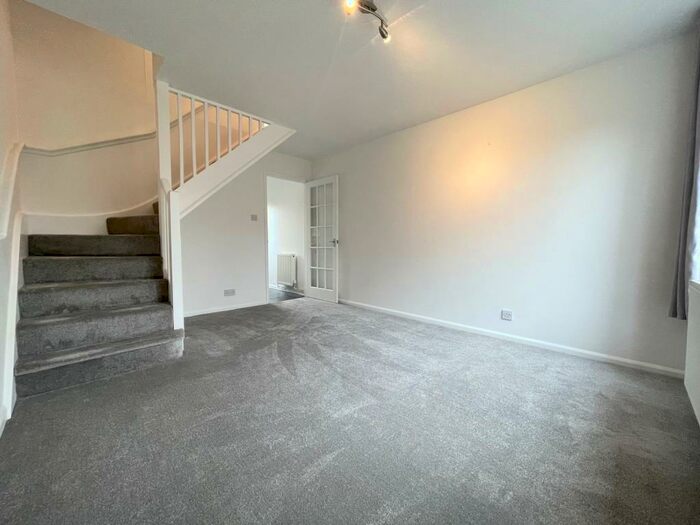 1 Bedroom House To Rent In Charlton Park Drive, GL53