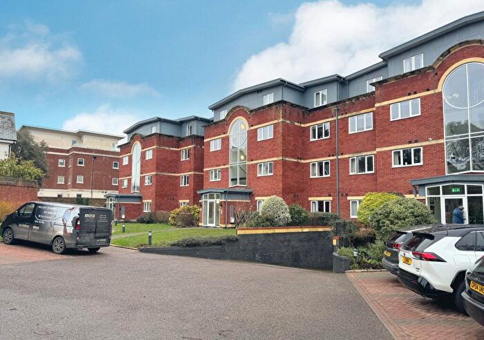 2 Bedroom Apartment For Sale In Douglas Avenue, Exmouth, EX8
