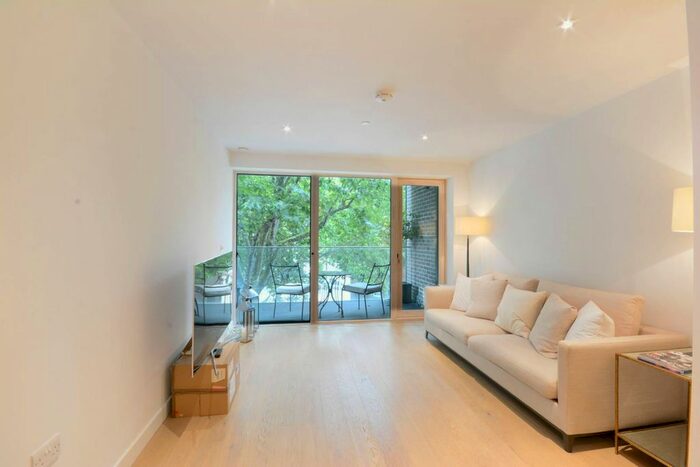 1 Bedroom Flat To Rent In Rodney Road, Elephant And Castle, London, SE17