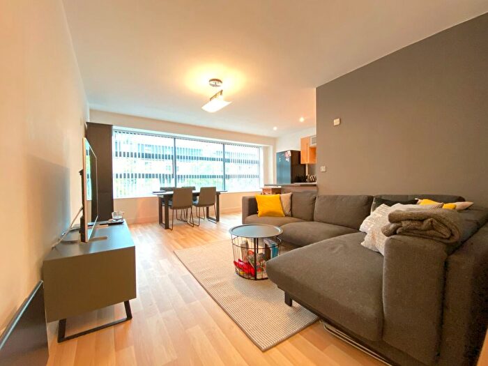 2 Bedroom Flat To Rent In , Pickford Street, Ancoats, M4