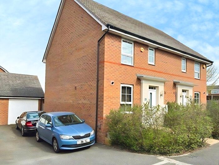 3 Bedroom Semi-Detached House For Sale In Woodpecker Close, Allington, Maidstone, Kent, ME16