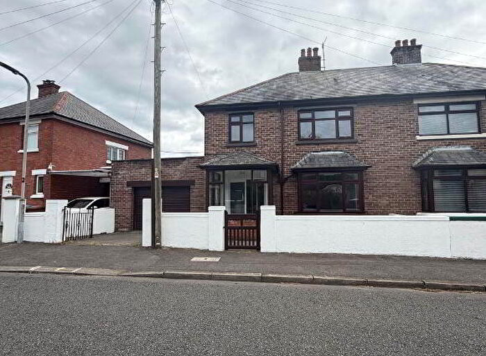 3 Bedroom Semi-Detached House For Sale In Bay Park, Larne, BT40