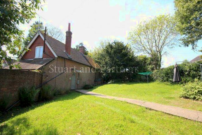 2 Bedroom Cottage To Rent In Cherry Lane, Bolney, RH17