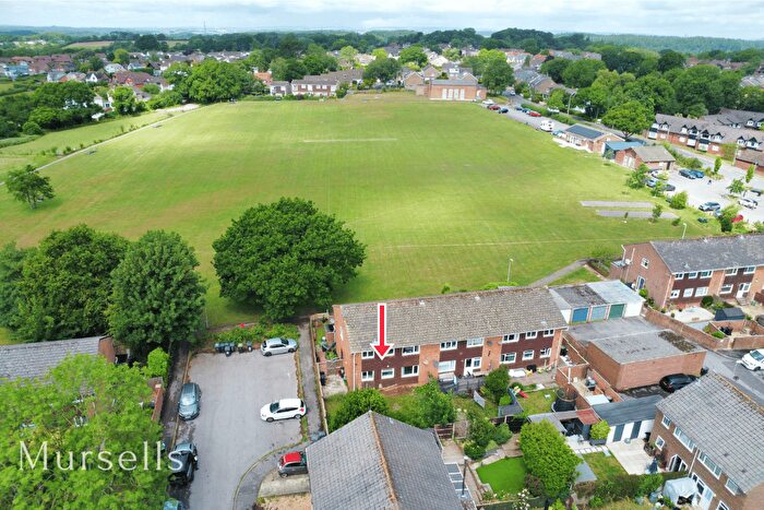 2 Bedroom Flat For Sale In Hannams Close, Lytchett Matravers, Poole, BH16