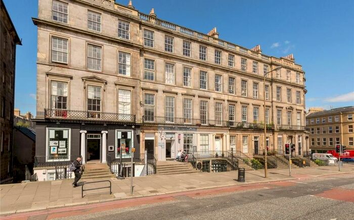 3 Bedroom Flat To Rent In Haddington Place, New Town, Edinburgh EH7