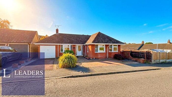 3 Bedroom Bungalow For Sale In Abbey Meadow, Sible Hedingham, Halstead, CO9