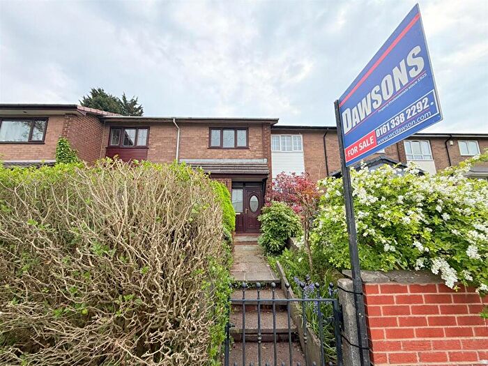 3 Bedroom House For Sale In Greenway, Mottram, Hyde, SK14