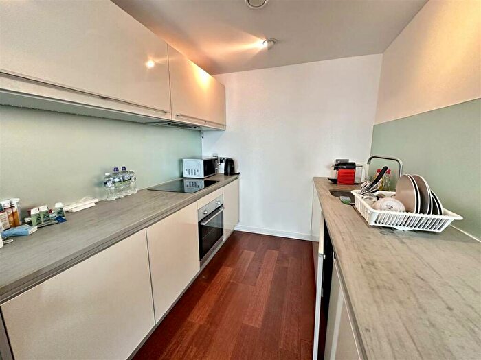 1 Bedroom Apartment For Sale In Deansgate, Manchester, Greater Manchester, M3