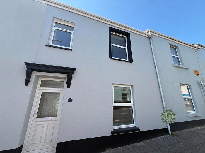 3 Bedroom Terraced House For Sale In Providence Street, Plymouth, PL4