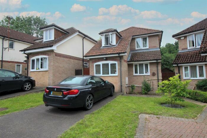 3 Bedroom House To Rent In Tinsley Close, Crawley, West Sussex., RH10