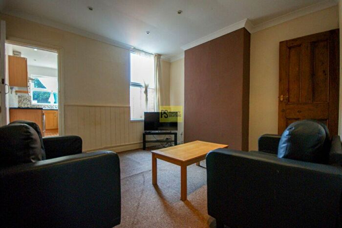 2 Bedroom Terraced House To Rent In Manilla Road, Selly Park, Birmingham, B29