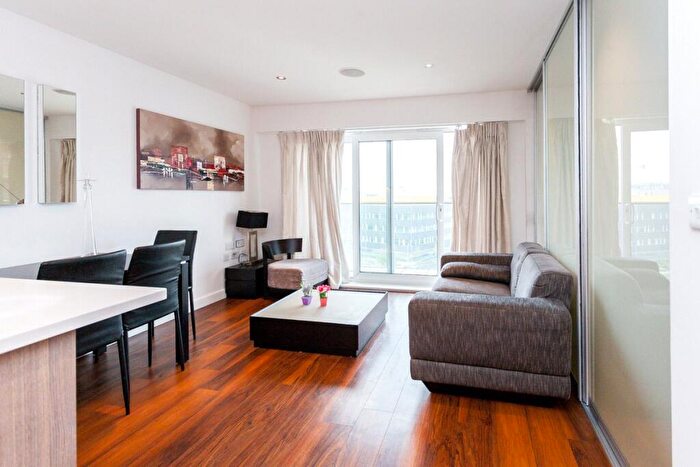 1 Bedroom Apartment For Sale In East Drive, Beaufort Park, Colindale, NW9