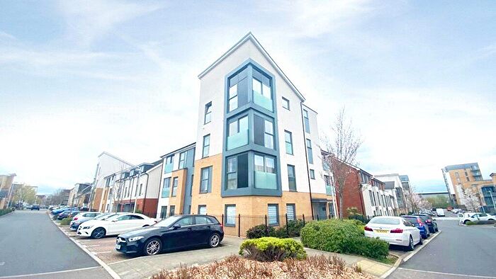 1 Bedroom Apartment To Rent In Midgham Way, Reading, Berkshire, RG2