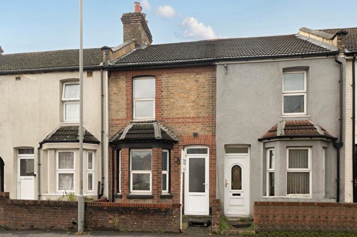 2 Bedroom Terraced House For Sale In High Wycombe, Buckinghamshire, HP11