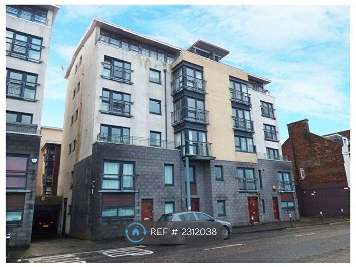 4 Bedroom Flat To Rent In Lower Granton Road, Edinburgh, EH5