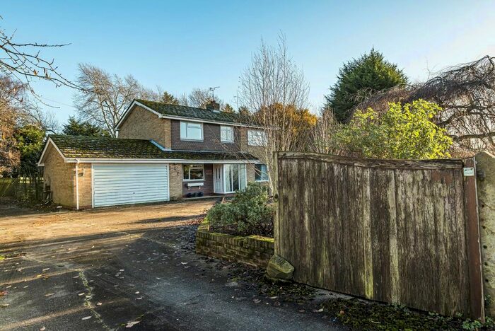 4 Bedroom Detached House For Sale In Brier Lane, Newland, Selby, YO8