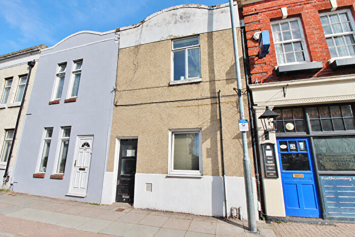 3 Bedroom Apartment For Sale In Fratton Road, Fratton, PO1