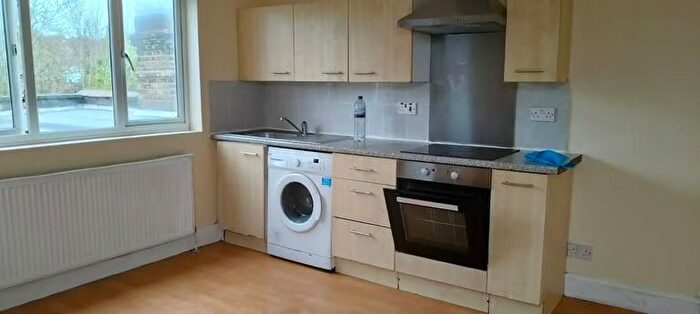 1 Bedroom Flat To Rent In Venner Road, SE26