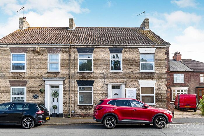 3 Bedroom Terraced House For Sale In Park Street Winterton, Scunthorpe, DN15