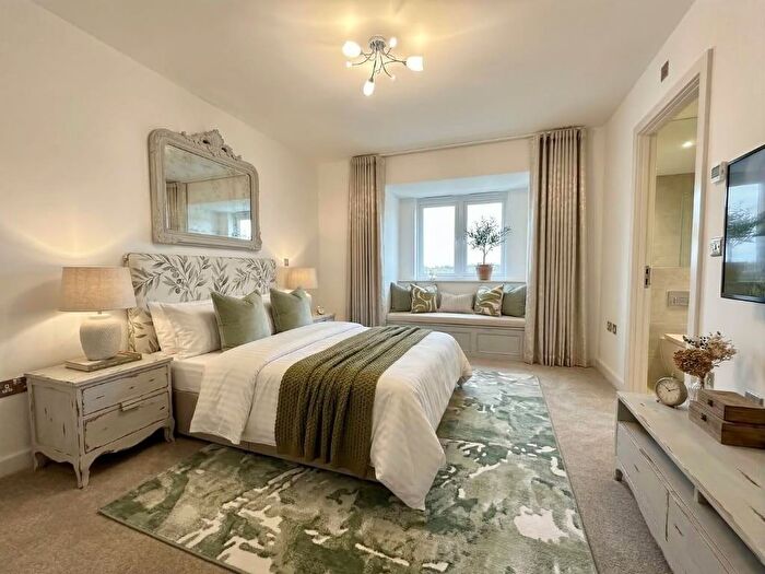 2 Bedroom Apartment For Sale In Off Fountain Way, Wilton Road, Salisbury, SP2