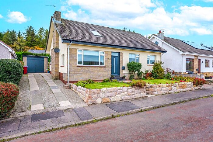 3 Bedroom Detached Bungalow For Sale In Lochknowe Street, Braidwood, Carluke, ML8