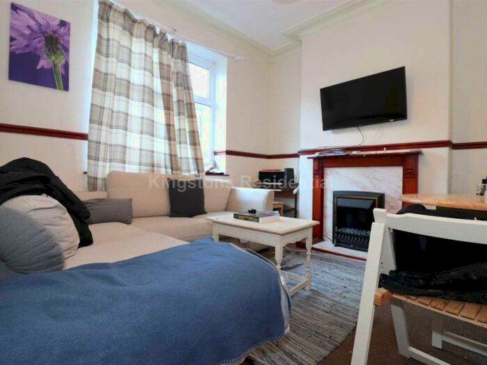 5 Bedroom Terraced House To Rent In May Street, Cardiff, CF24